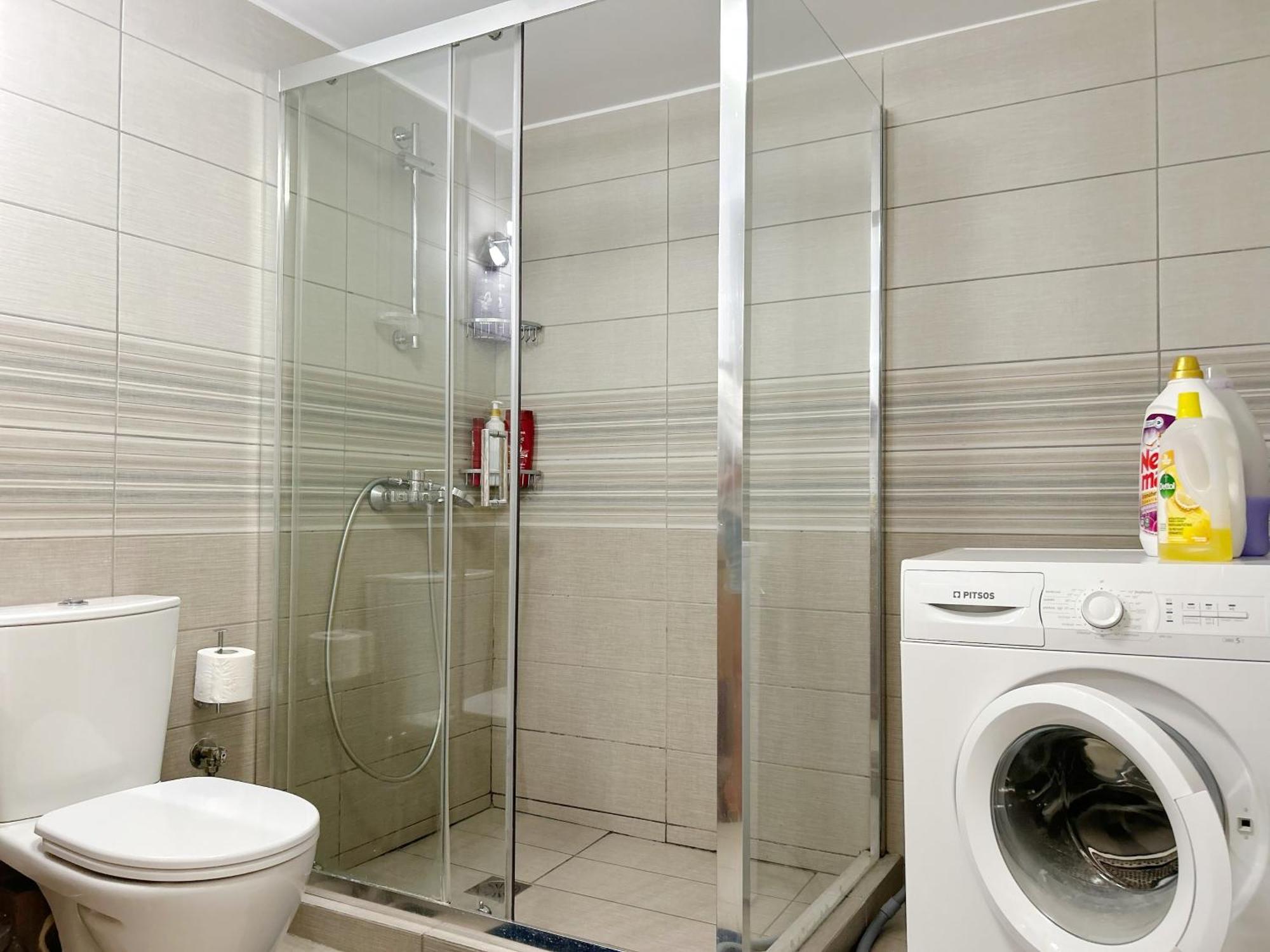 Near Acropolis New 2 Bedrooms Apt In Koukaki Athens Ngoại thất bức ảnh