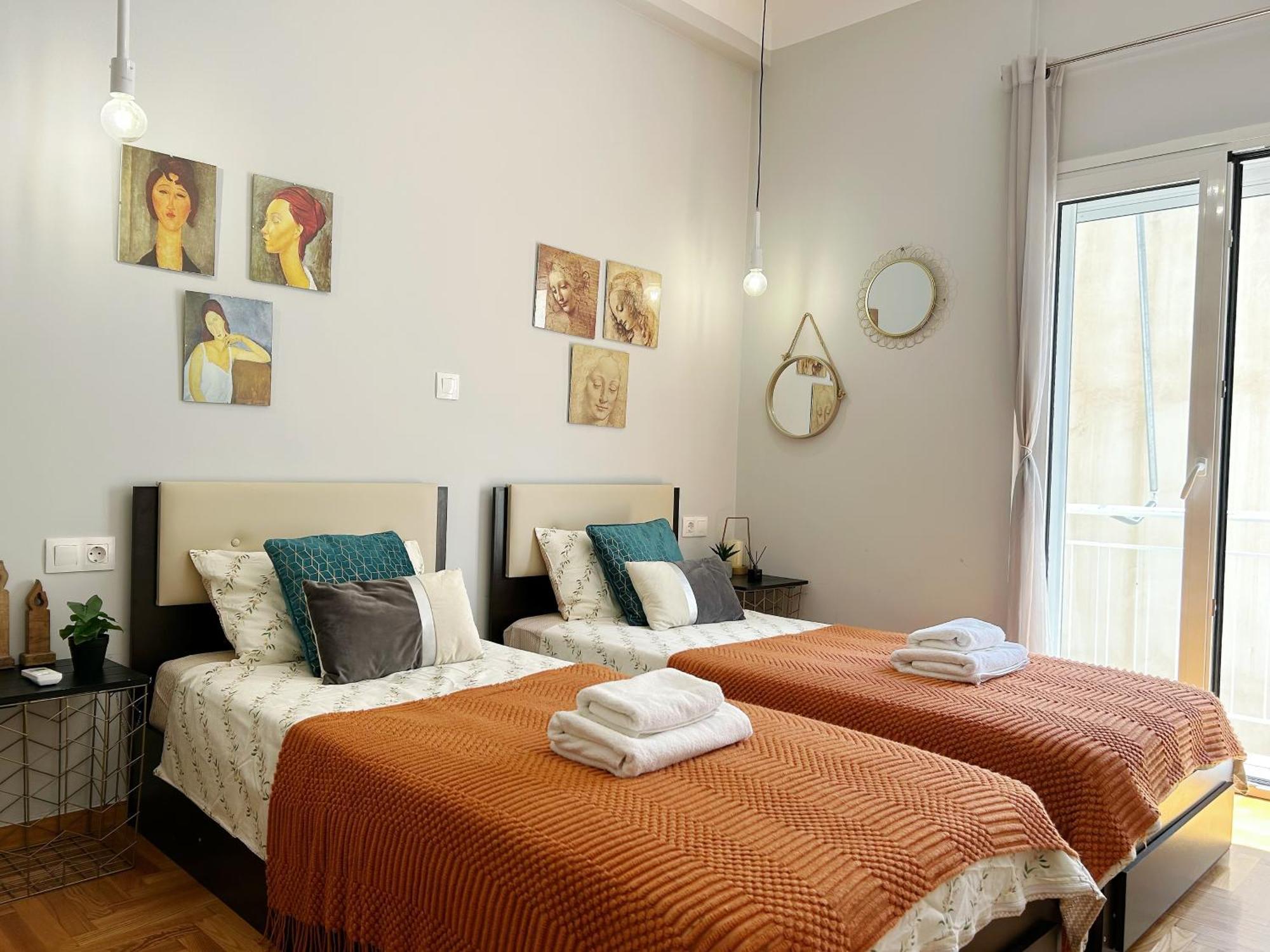 Near Acropolis New 2 Bedrooms Apt In Koukaki Athens Ngoại thất bức ảnh